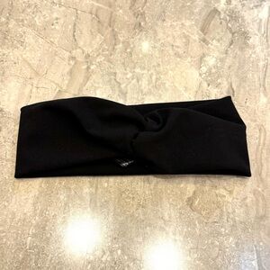 Elegant Black Twist Headband